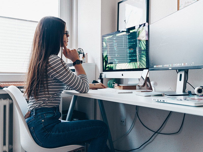 Master the art of freelancing with these 7 tips